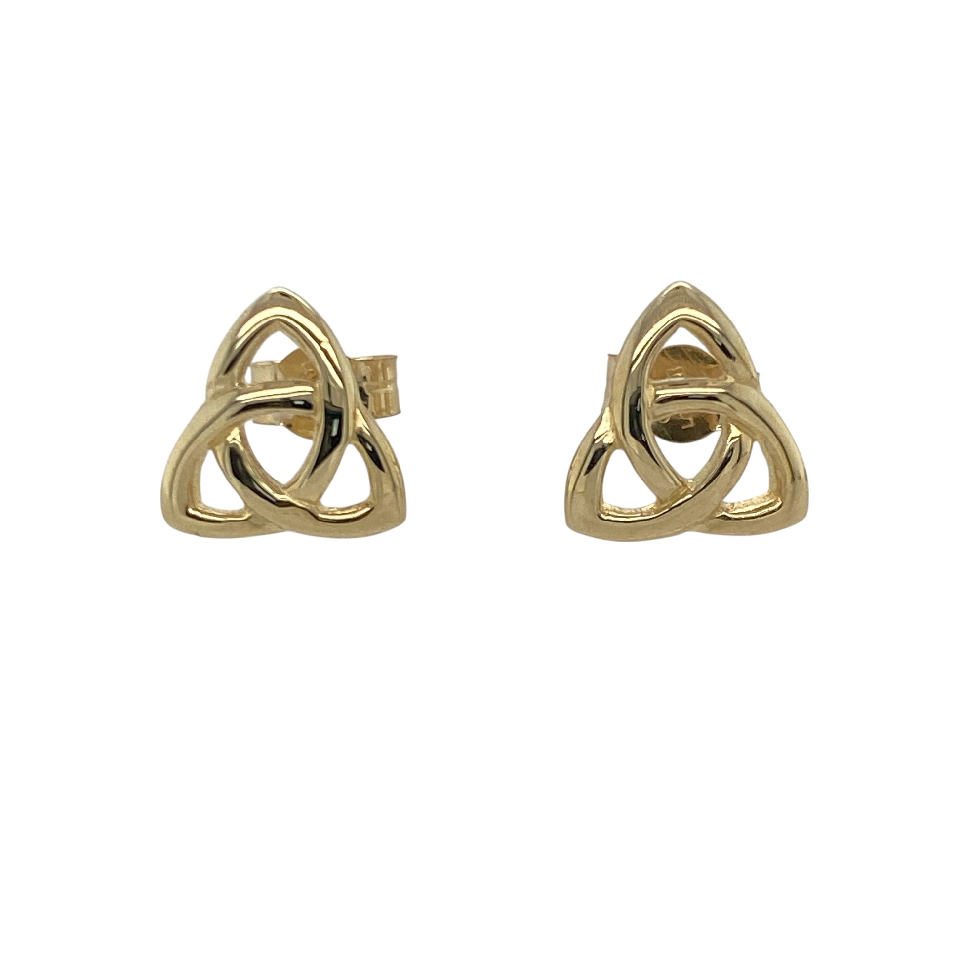Bring symbolic elegance and classic style to your look with these pre-owned 9ct yellow gold Celtic Trinity Knot stud earrings—perfect for everyday wear or as a meaningful gift.

Design: Each earring features the traditional Celtic Trinity Knot, representing eternity, unity, and strength. The polished finish highlights the graceful interlacing design, creating a timeless and versatile look.