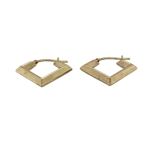 Bring modern shape and classic shine to your collection with these pre-owned 9ct yellow gold triangle-shaped creole earrings—perfect for adding a contemporary twist to timeless style.

Design: Each earring features a sleek triangular creole shape, offering a distinctive geometric look with smooth polished surfaces that catch the light beautifully.
Material: Made from 9-carat yellow gold, the warm tone enhances the minimalist design and adds a touch of refined elegance.