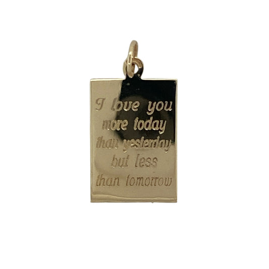 Bring faith and classic style to your collection with this pre-owned 9ct yellow gold rectangle St Christopher pendant—perfect as a meaningful keepsake or everyday accessory.

Design: The pendant features a rectangular shape with a detailed depiction of St Christopher, the patron saint of travellers, symbolising protection and guidance. Its polished finish enhances the fine detailing and adds a subtle shine.