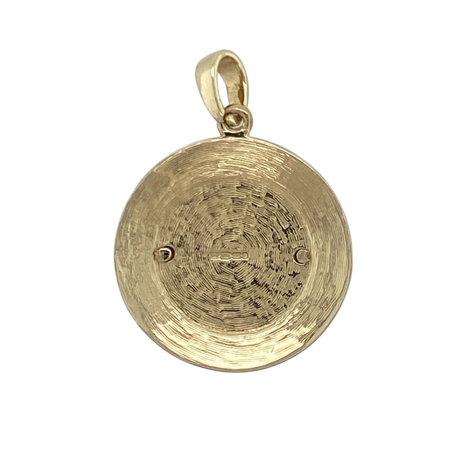 Add bold character and cultural heritage to your collection with this pre-owned 9ct yellow gold Welsh Celtic dragon round pendant — a striking piece symbolising strength, pride, and tradition.

Design: The pendant features an intricately detailed Welsh dragon motif framed within a circular border, representing courage and national spirit in a timeless design.
Material: Made from 9-carat yellow gold, the warm tone enhances the intricate detailing and adds a rich, polished finish to this symbolic piece.