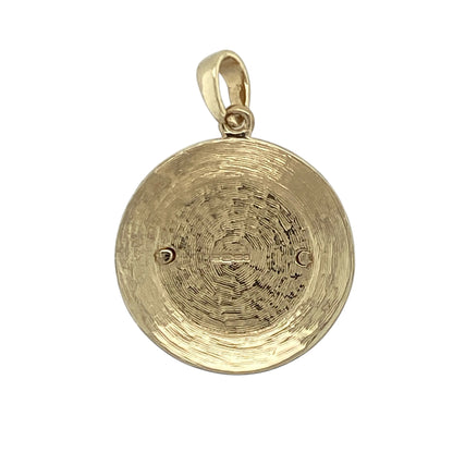 Add bold character and cultural heritage to your collection with this pre-owned 9ct yellow gold Welsh Celtic dragon round pendant — a striking piece symbolising strength, pride, and tradition.

Design: The pendant features an intricately detailed Welsh dragon motif framed within a circular border, representing courage and national spirit in a timeless design.
Material: Made from 9-carat yellow gold, the warm tone enhances the intricate detailing and adds a rich, polished finish to this symbolic piece.