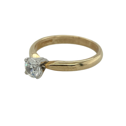 New 9ct Yellow Gold &amp; Swarovski Crystal Set brilliant cut Solitaire Ring in size N with the weight 2.60 grams. The stone is a 0.50ct size