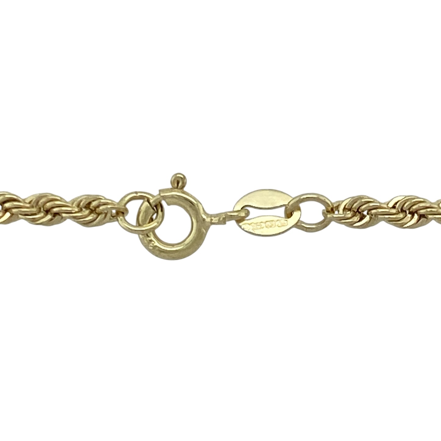 Add classic texture and elegant shine to your collection with this pre-owned 9ct yellow gold rope chain, featuring a timeless design that’s perfect for everyday wear or layering with other pieces.

Design: The chain showcases a traditional rope-style link pattern measuring 3mm wide, creating a beautiful twisted effect that reflects light from every angle.
Material: Made from 9-carat yellow gold, the polished finish enhances the chain’s rich tone and lasting brilliance.