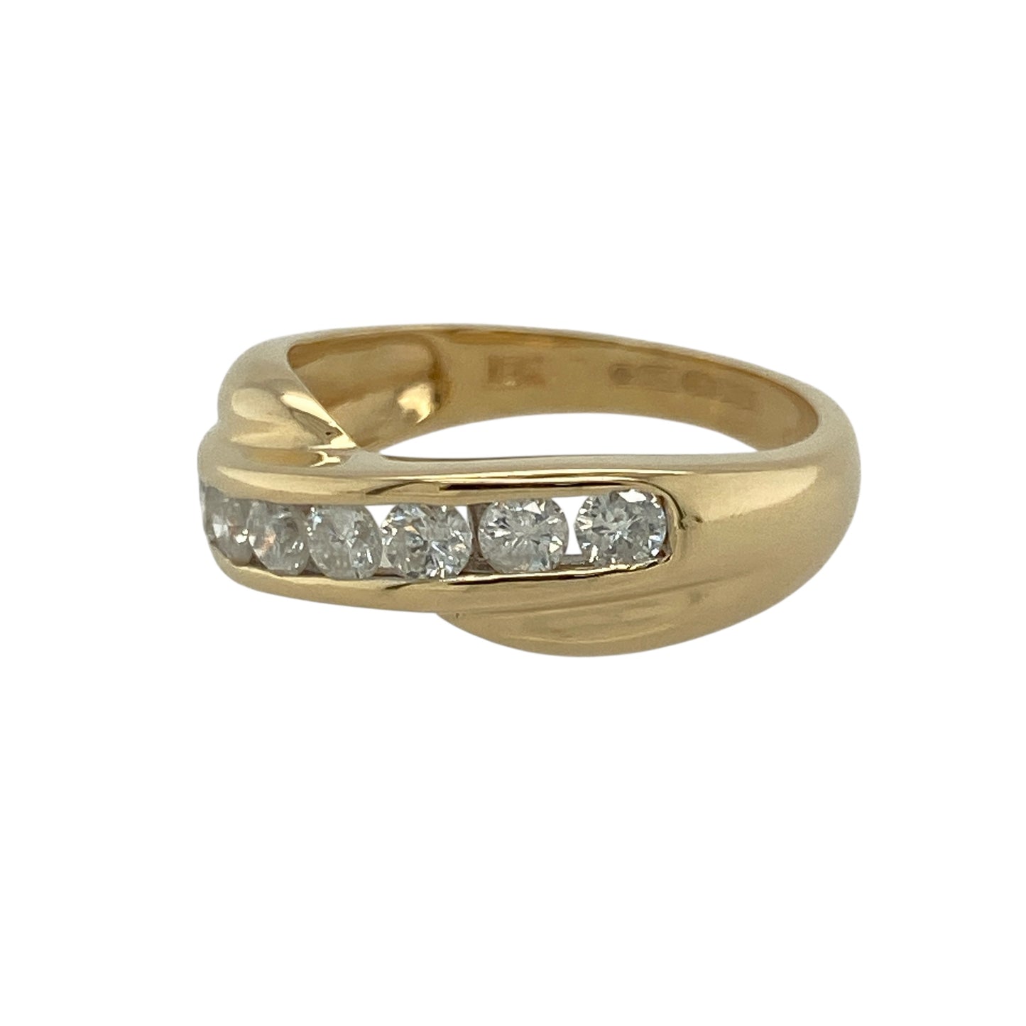 Bring brilliance and contemporary style to your collection with this pre-owned 18ct yellow gold diamond set crossover band ring—a striking design that exudes modern elegance and luxury.

Design: The ring features a flowing crossover band design adorned with approximately 0.50ct of sparkling diamonds, creating a sense of movement and sophistication.
Material: Made from 18-carat yellow gold, the polished finish enhances the contrast between the warm gold tone and the dazzling diamond detailing.