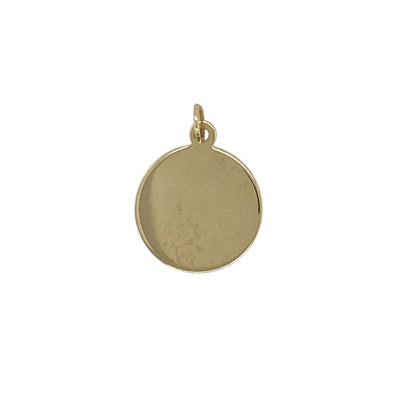 Bring subtle elegance and classic charm to your collection with this pre-owned 9ct yellow gold patterned round disc pendant—a timeless design perfect for everyday wear or layering.

Design: The pendant features a beautifully patterned round disc that catches the light with every movement, offering a refined and understated look.
Material: Made from 9-carat yellow gold, the polished finish enhances the intricate detailing and gives the piece a warm, radiant glow.