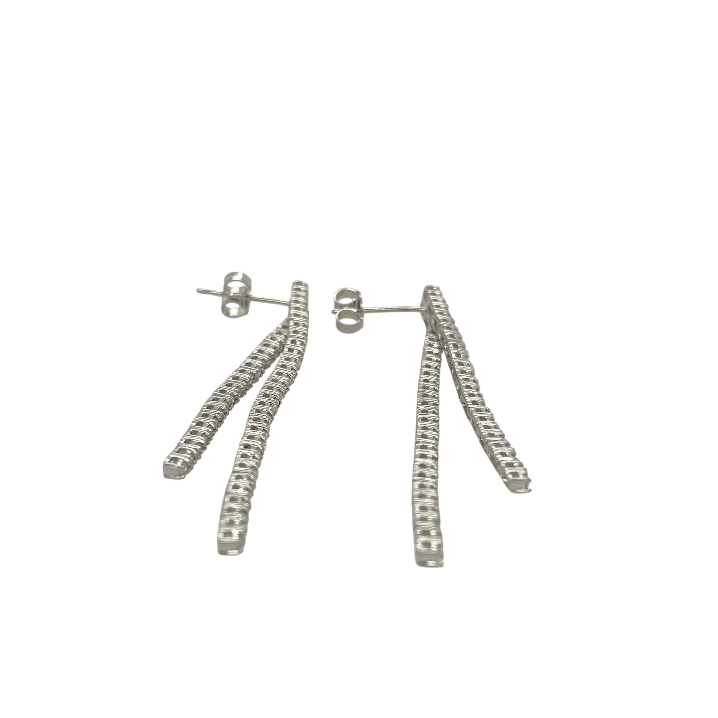 Add radiant sparkle and refined elegance to your collection with these pre-owned 9ct white gold diamond set double strand drop earrings, offering timeless glamour and graceful movement—perfect for evening wear or special occasions.

Design: Each earring features a sophisticated double strand drop design adorned with sparkling diamonds, totalling approximately 0.27 carats per earring, creating a stunning display of light and brilliance.
