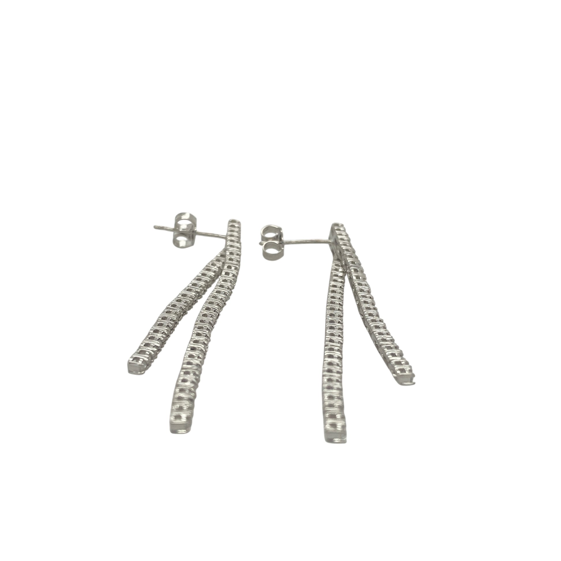 Add radiant sparkle and refined elegance to your collection with these pre-owned 9ct white gold diamond set double strand drop earrings, offering timeless glamour and graceful movement—perfect for evening wear or special occasions.

Design: Each earring features a sophisticated double strand drop design adorned with sparkling diamonds, totalling approximately 0.27 carats per earring, creating a stunning display of light and brilliance.
