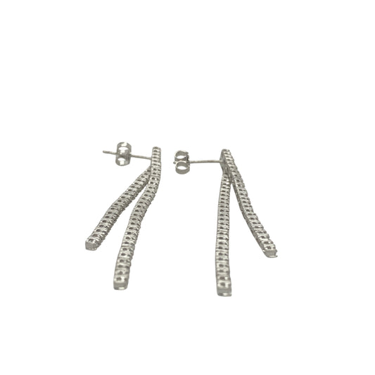Add radiant sparkle and refined elegance to your collection with these pre-owned 9ct white gold diamond set double strand drop earrings, offering timeless glamour and graceful movement—perfect for evening wear or special occasions.

Design: Each earring features a sophisticated double strand drop design adorned with sparkling diamonds, totalling approximately 0.27 carats per earring, creating a stunning display of light and brilliance.
