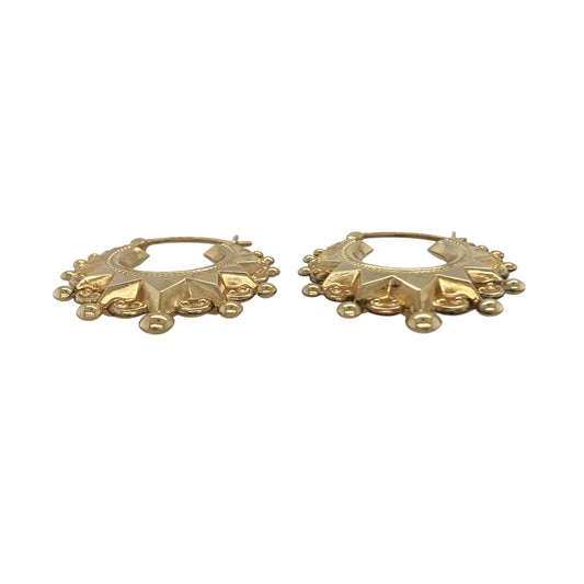 Bring bold texture and timeless shine to your collection with these pre-owned 9ct yellow gold fancy patterned hoop creole earrings—an elegant pair with classic appeal.

Design: Featuring a traditional creole hoop enhanced with an intricate fancy patterned finish, these earrings offer a richly detailed look that adds depth and sophistication.
Material: Made in 9-carat yellow gold, the polished surface highlights the ornate patterning with a warm, radiant glow.