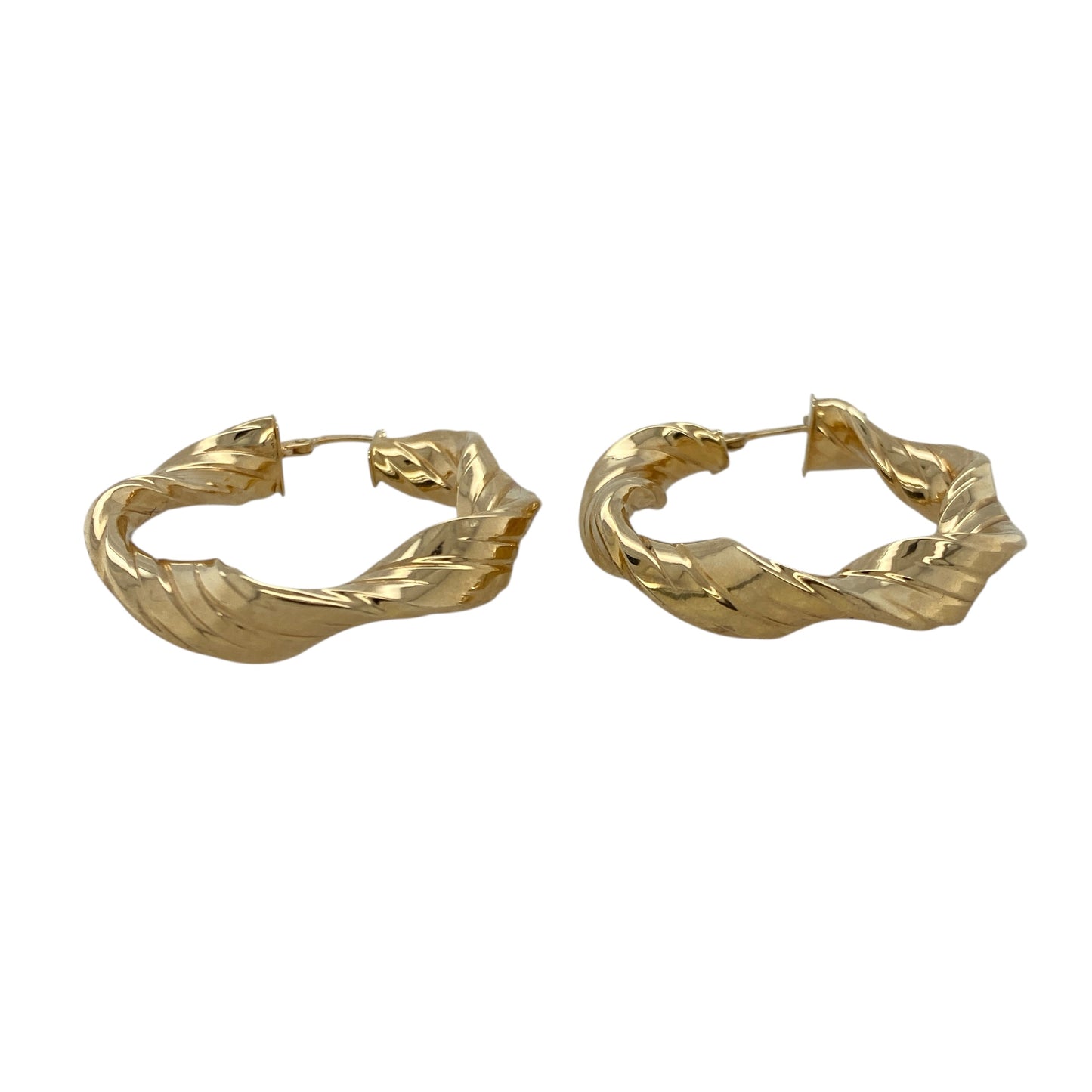 Bring bold texture and elegant movement to your collection with these pre-owned 9ct yellow gold ribbon twisted creole earrings—an eye-catching pair offering refined shine and timeless appeal.

Design: These hoop creole earrings feature a ribbon-style twisted design, creating flowing curves and layered depth that catch the light beautifully.
Material: Made from 9-carat yellow gold, the earrings display a polished, radiant finish that enhances their sculpted detailing.