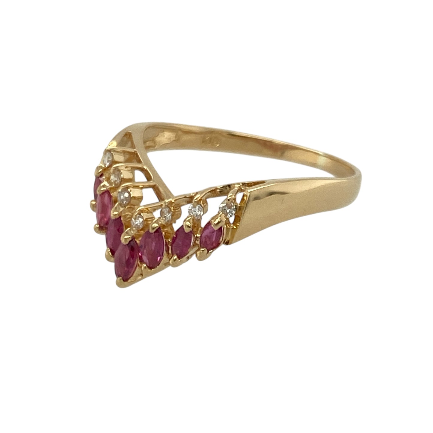 Bring vibrant colour and elegant sparkle to your collection with this pre-owned 9ct yellow gold ruby and diamond wishbone ring—an attractive piece offering timeless charm and refined detail.

Design: This size M ring features a classic wishbone shape adorned with seven ruby stones and seven diamonds, creating a beautifully balanced sweep of rich red and bright sparkle across the front.