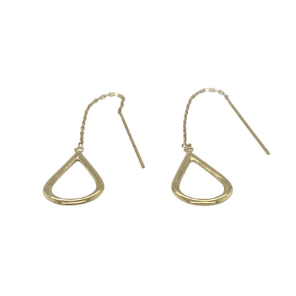 Bring sleek elegance and modern simplicity to your accessory collection with these pre-owned 9ct yellow gold open teardrop drop bar earrings — a refined pair with graceful movement and timeless appeal.

Design: Each earring features a smooth drop bar leading to an open teardrop shape, creating a clean, elongated silhouette with understated sophistication.
Material: Made from 9ct yellow gold, the polished finish adds warmth and enhances the minimalist, contemporary style.