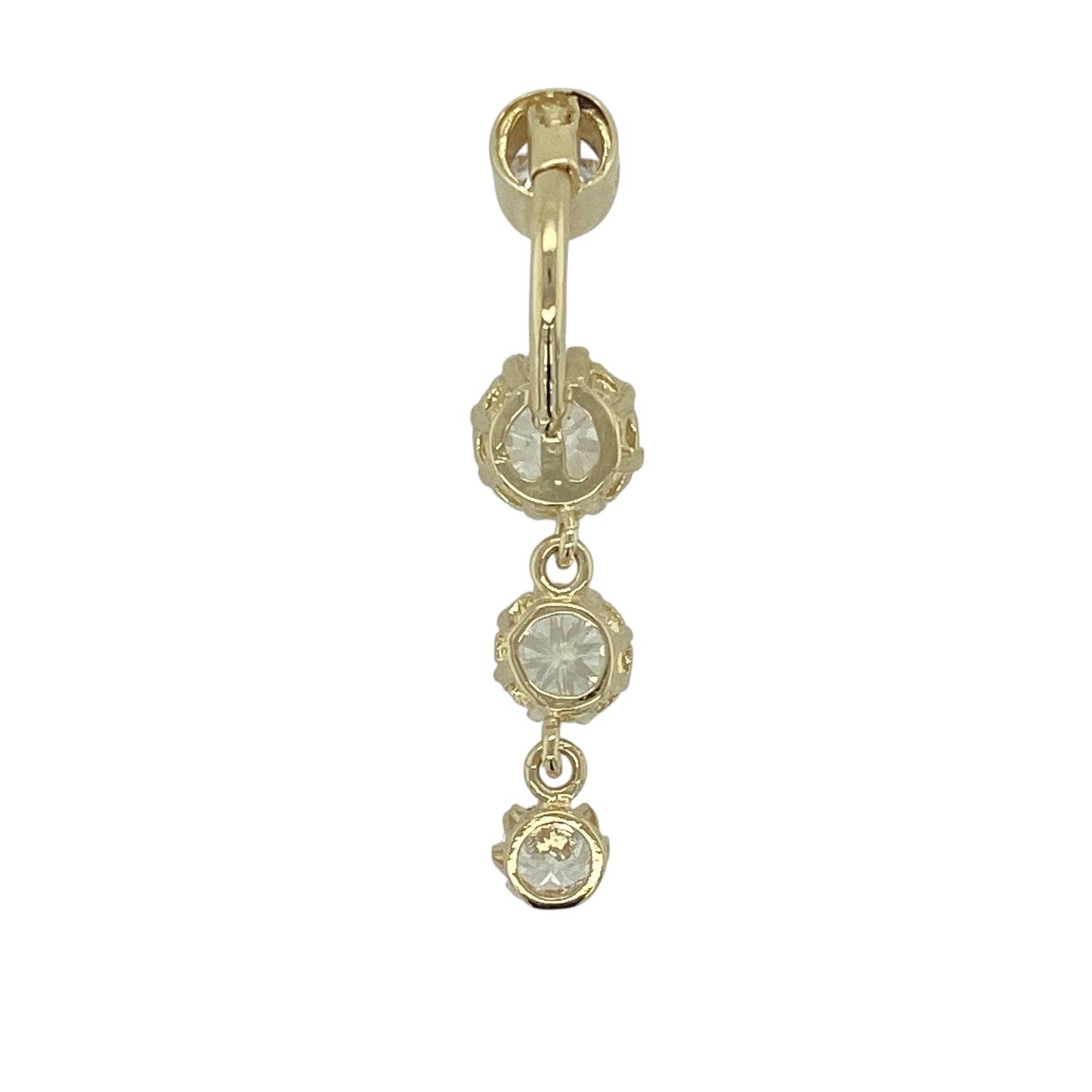 Bring bold sparkle and elegant movement to your jewellery collection with this pre-owned 9ct yellow gold cubic zirconia three-drop belly bar — a striking piece with eye-catching brilliance.

Design: The belly bar features a cascading trio of cubic zirconia stones, with the largest measuring 8mm in diameter, creating a bright and glamorous drop effect.
Material: Made from 9ct yellow gold, the polished finish enhances the warm tone of the metal and beautifully complements the sparkle of the stones.