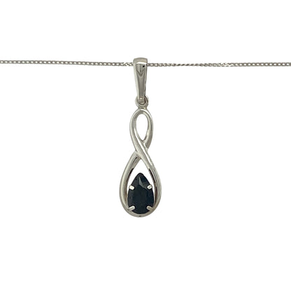Pre-owned 9ct White Gold &amp; Black Stone Teardrop Pendant on an 16" fine curb chain Necklace with the weight 0.80 grams. The pendant is 2.4cm long including the bail

Bring vintage charm and colourful elegance to your collection with this pre-owned 9ct yellow gold opalique and garnet set brooch—an eye-catching piece that blends soft iridescence with rich, warm tones.