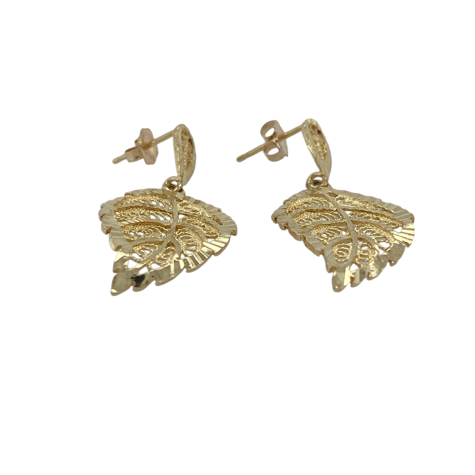 Bring intricate detail and graceful movement to your jewellery collection with these pre-owned 9ct yellow gold filigree leaf drop earrings, offering elegant craftsmanship and timeless appeal.

Design: The earrings feature delicate filigree leaf motifs in a drop style, creating an airy and flowing silhouette inspired by nature.
Material: Made from 9-carat yellow gold, the warm polished finish enhances the fine detailing and adds a soft golden glow.