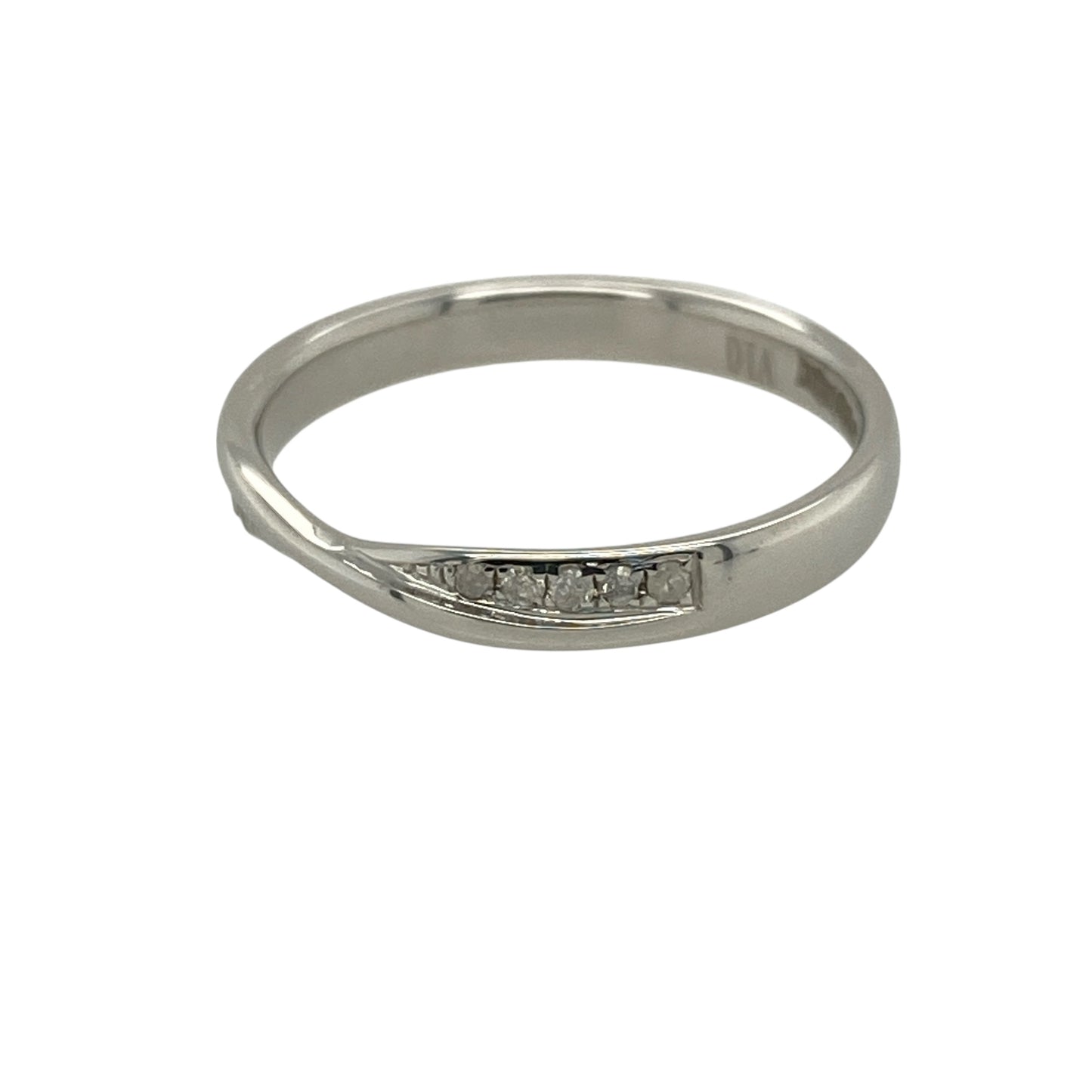 Bring subtle sparkle and modern elegance to your jewellery collection with this pre-owned 9ct white gold & diamond set crossover band ring, offering a refined and contemporary design.

Design: The ring features a sleek crossover band style, with diamond detailing that adds gentle brilliance while maintaining a clean and minimalist look.
Material: Made from 9-carat white gold, the bright polished finish enhances the diamonds and gives the ring a crisp, modern appearance.