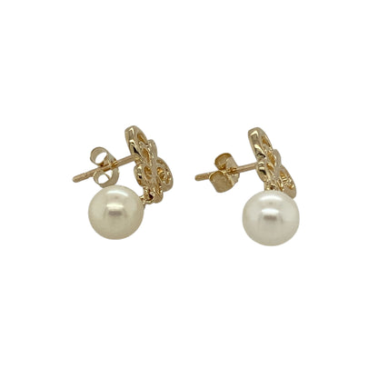 Bring delicate charm and classic elegance to your jewellery collection with these pre-owned 9ct yellow gold & pearl set butterfly drop earrings, offering graceful design with timeless appeal.

Design: The earrings feature a butterfly motif with pearl drops suspended beneath, creating gentle movement and a beautifully feminine silhouette.
Material: Made from 9-carat yellow gold, the warm polished finish complements the soft lustre of the pearls and the delicate butterfly detailing.