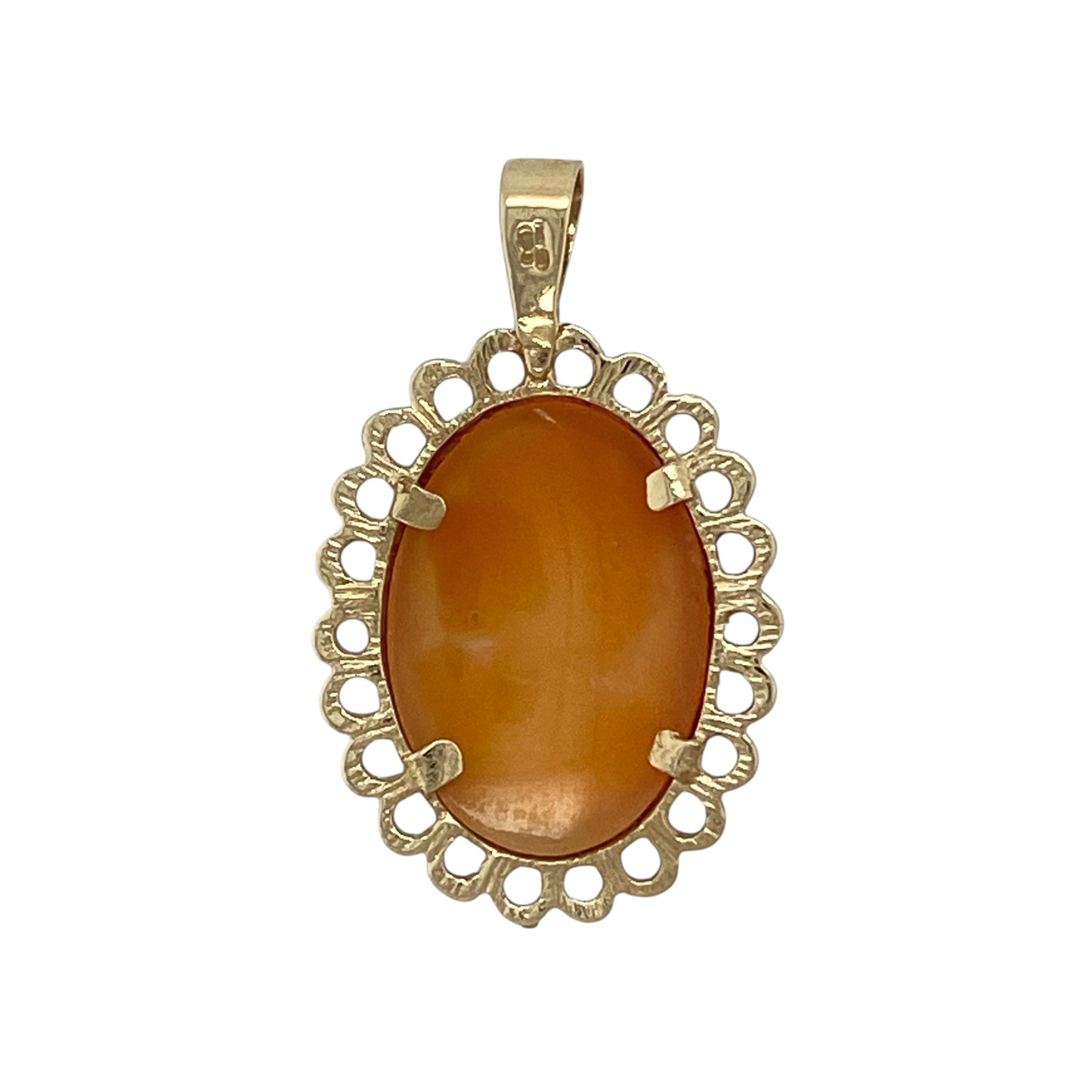 Bring vintage elegance and classic charm to your jewellery collection with this pre-owned 9ct yellow gold cameo set oval pendant, a timeless piece with refined detail and enduring appeal.

Design: The pendant features an oval cameo with traditional carved detailing, framed in a smooth gold surround that enhances its classic silhouette. The cameo measures approximately 18mm by 13mm, creating a graceful and well-proportioned focal point.