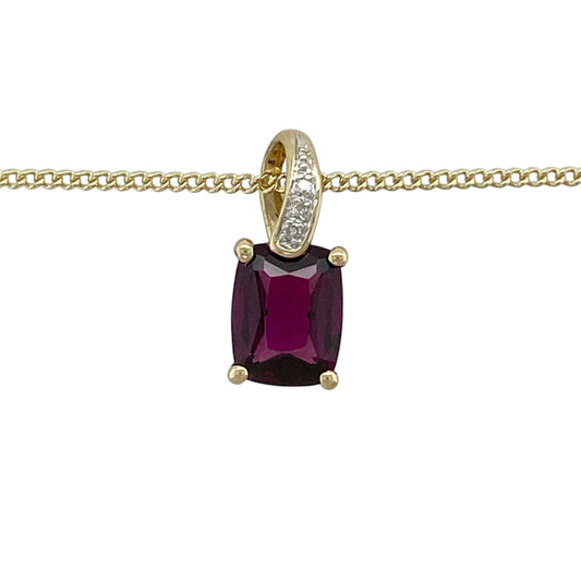 Bring vibrant colour and refined sparkle to your jewellery collection with this pre-owned 9ct yellow gold diamond & pink tourmaline set pendant necklace, a graceful design with elegant contrast.

Design: The pendant features an oval pink tourmaline measuring 9mm by 7mm, creating a bold and feminine focal point accented with diamonds for added brilliance. Measuring 1.6cm long including the bail, it offers a delicate yet eye-catching presence.
