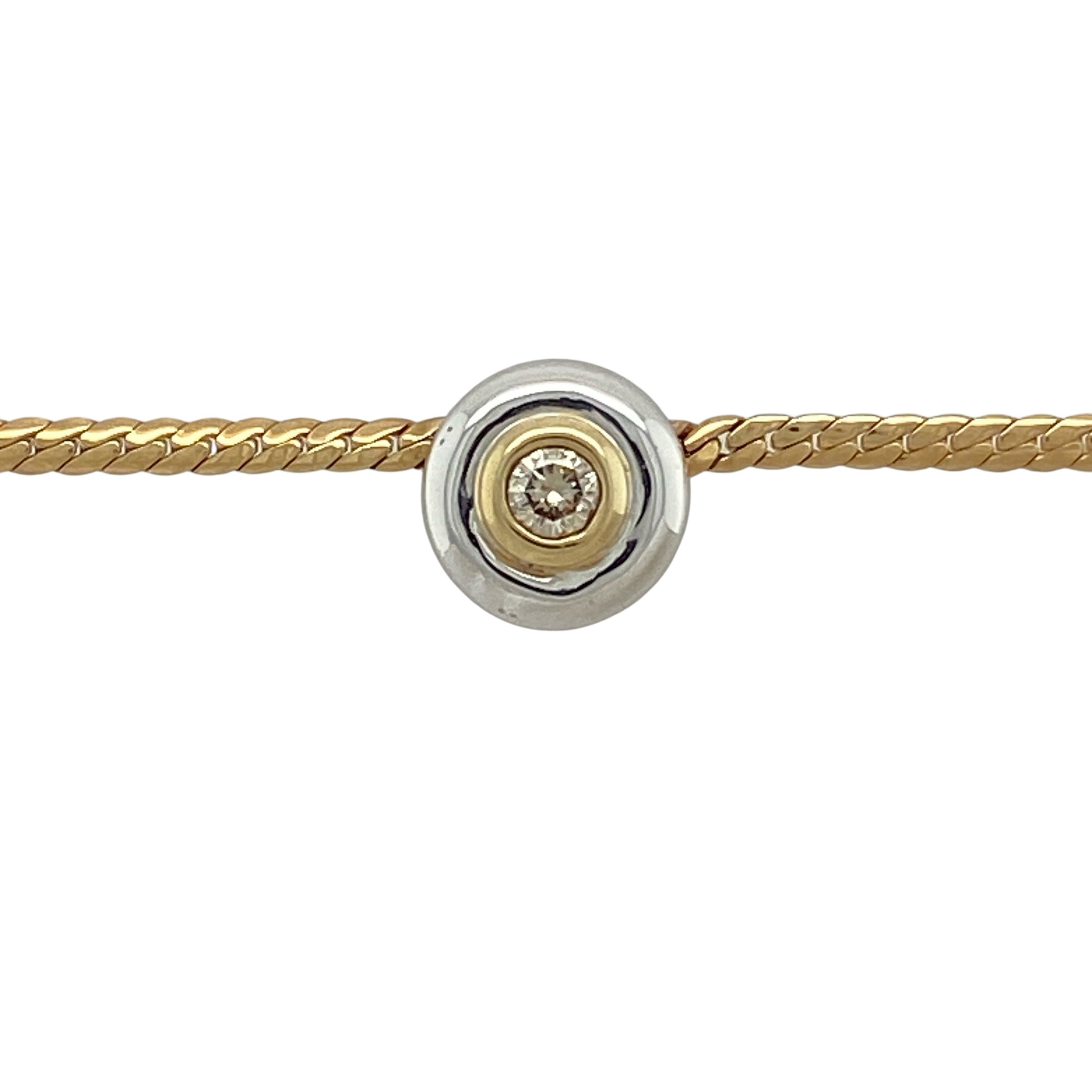 Bring modern elegance and refined sparkle to your jewellery collection with this pre-owned 9ct yellow and white gold diamond set circle necklace, a stylish piece with timeless appeal.

Design: The necklace features a classic circular pendant in contrasting yellow and white gold, accented with diamond detailing for a subtle yet eye-catching finish, suspended from a sleek flat curb chain.