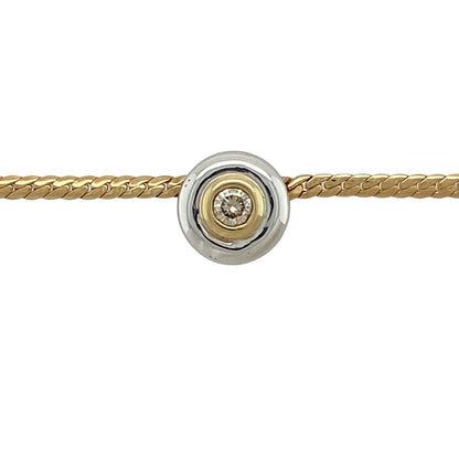 Bring modern elegance and refined sparkle to your jewellery collection with this pre-owned 9ct yellow and white gold diamond set circle necklace, a stylish piece with timeless appeal.

Design: The necklace features a classic circular pendant in contrasting yellow and white gold, accented with diamond detailing for a subtle yet eye-catching finish, suspended from a sleek flat curb chain.