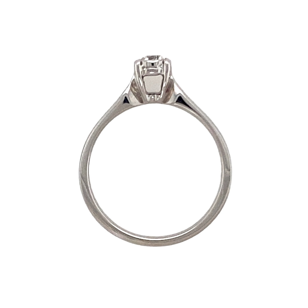 9ct White Gold & Diamond Illusion Set Solitaire Ring