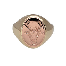 Load image into Gallery viewer, 9ct Gold Clogau Stag Signet Ring
