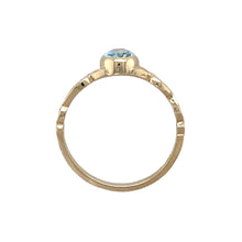 Load image into Gallery viewer, 9ct Gold &amp; Blue Topaz Set Celtic Knot Ring
