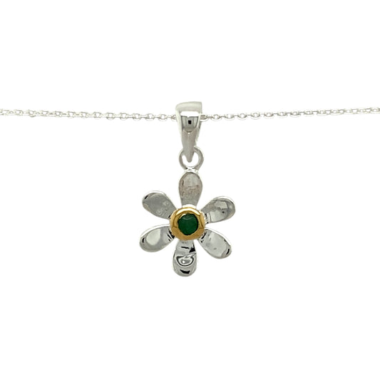 Add a touch of elegance and personal meaning to your jewellery collection with this new 925 silver & emerald set flower May birthstone pendant necklace, featuring:

Design: A delicate flower-shaped pendant, set with a vibrant emerald birthstone at its centre for a timeless and meaningful touch.
Material: 925 sterling silver, with a gold-plated setting around the emerald for added warmth and contrast.
Gemstone: Features a 2mm diameter emerald, known as the birthstone for May, symbolising growth 