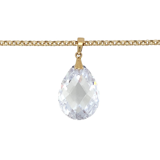 Add a touch of elegance and brilliance to your jewellery collection with this pre-owned 14ct gold & crystal set pendant on a 9ct gold 20" belcher chain necklace, featuring:

Design: A stunning crystal set pendant, exuding sophistication with its bold yet refined design.
Material: 14-carat gold pendant paired with a 9-carat gold belcher chain, creating a luxurious and durable piece.
Gemstone: Features a 19mm by 13mm crystal stone, adding eye-catching sparkle and elegance.
