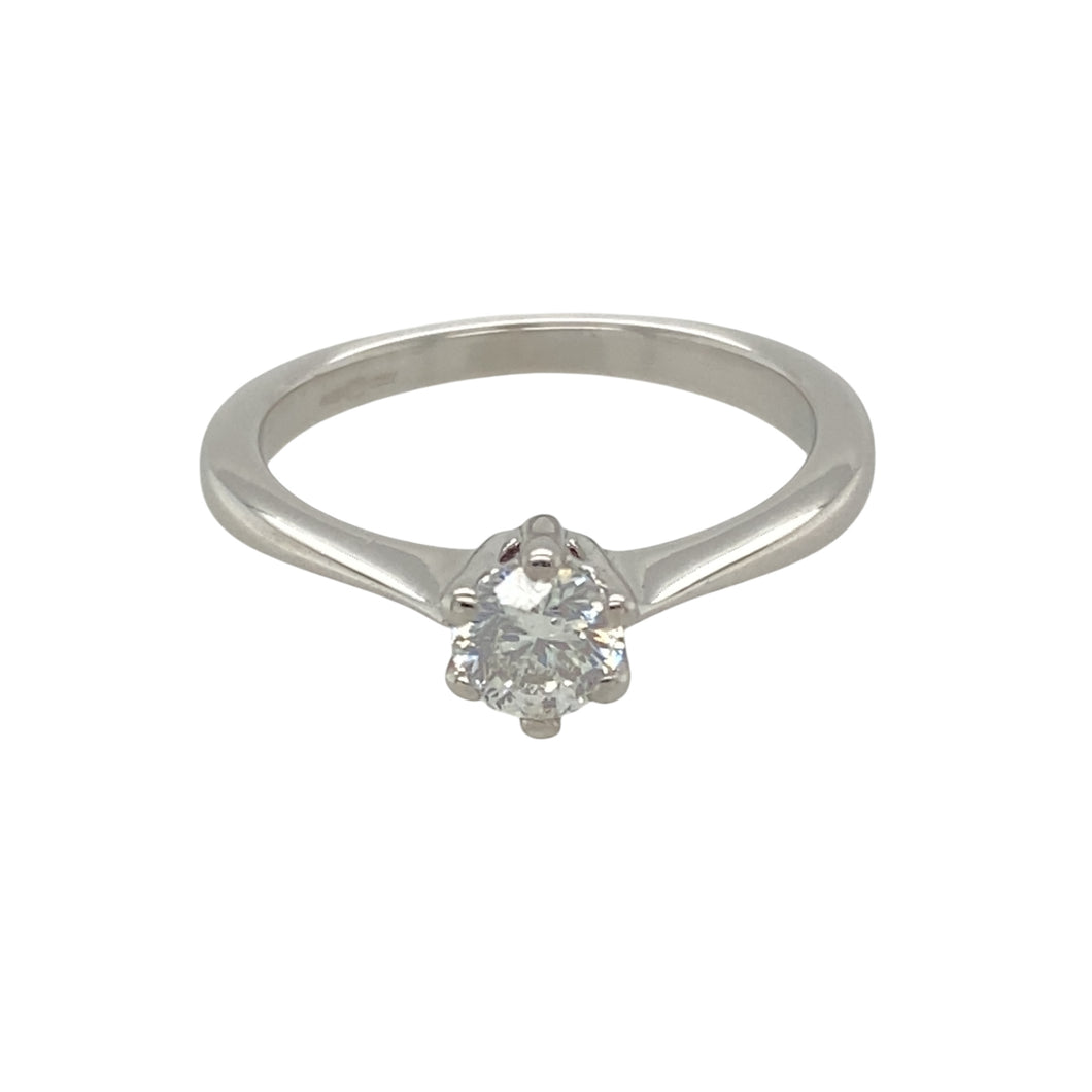 18ct White Gold & Diamond Set Solitaire Ring