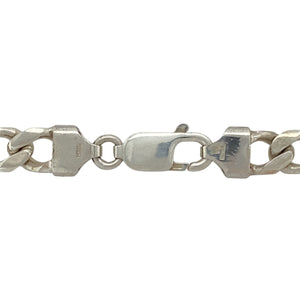 Make a bold statement with this pre-owned 925 silver 20" curb chain.

Design: Featuring a classic curb chain design with wide, polished links that offer a sleek and timeless look.
Material: Made from 925 sterling silver, ensuring durability and a high-quality, polished finish.
Size & Weight: The chain measures 20" in length with a link width of 7mm and weighs 46.60 grams, offering a substantial feel and comfortable wear.