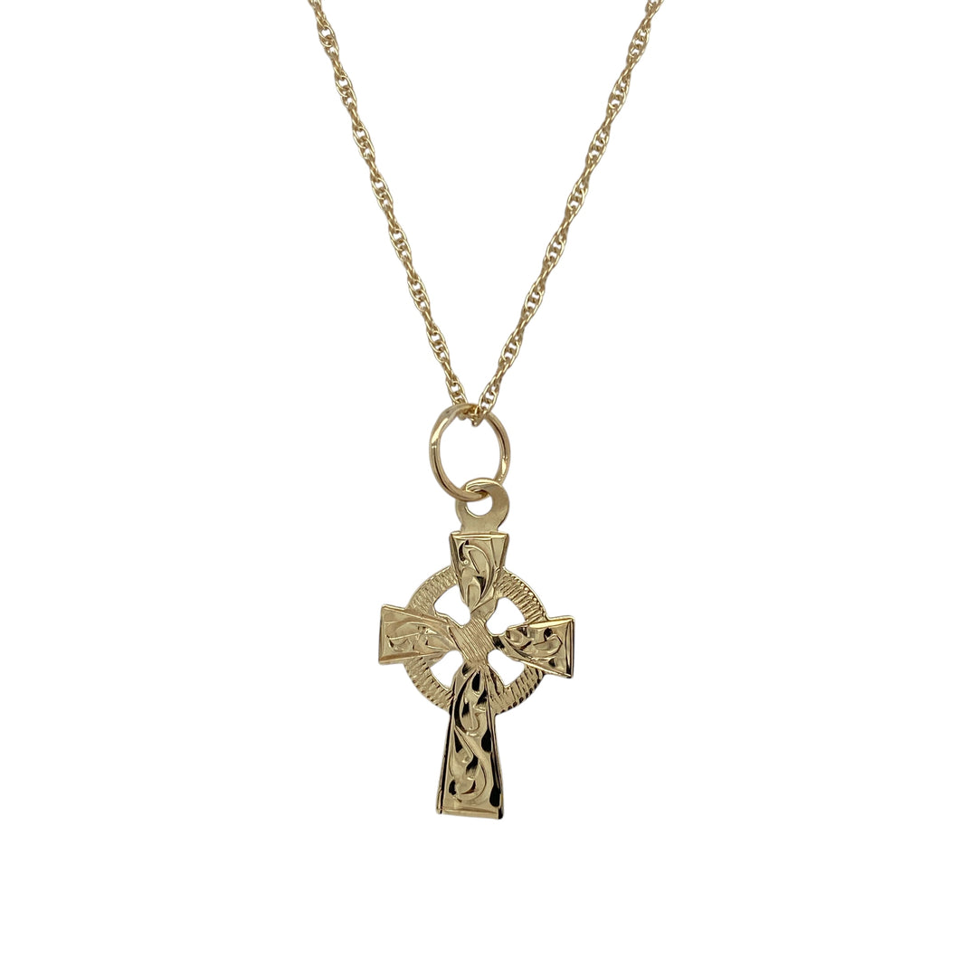 9ct Gold Celtic Cross 18