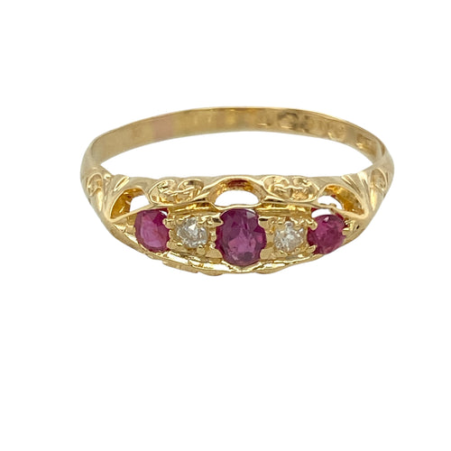 18ct Gold Diamond & Ruby Set Vintage Ring