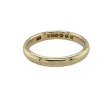 Load image into Gallery viewer, Timeless and elegant, this pre-owned 9ct yellow gold wedding band ring is a classic symbol of love—perfectly sized for comfort and everyday wear.

Design: This 3mm wide band features a smooth, polished finish with a traditional rounded profile, offering understated beauty and lasting appeal.
Material: Made from 9-carat yellow gold, the warm tone and sleek surface provide a timeless look suited to any style.

