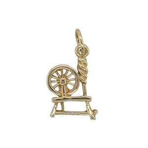Celebrate heritage and charm with this pre-owned 9ct yellow gold old fashioned spinning wheel pendant—perfect for lovers of vintage design and unique jewellery.

Design: The pendant features a miniature spinning wheel with finely detailed elements that evoke a nostalgic, handcrafted feel.
Material: Made from 9-carat yellow gold, the polished finish highlights the intricate design and adds a warm, classic glow.
