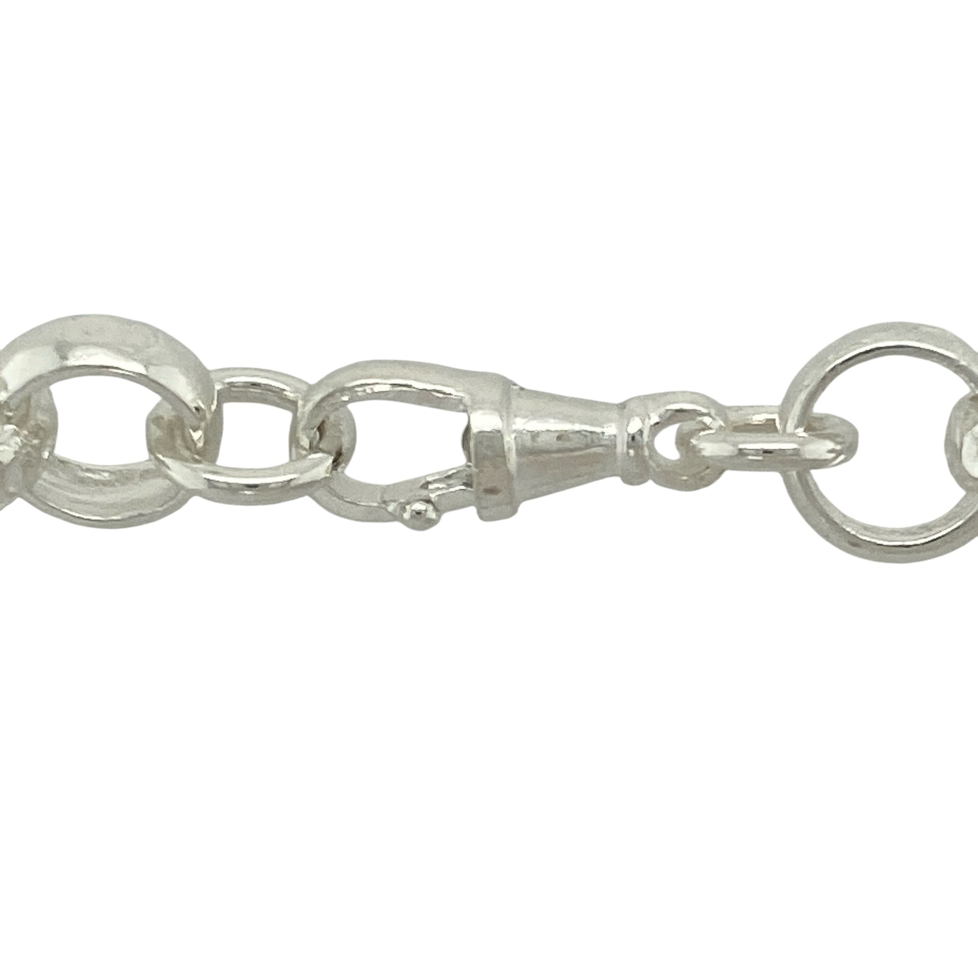 Bring bold contrast and classic detail to your jewellery collection with this new 925 silver 26.5" patterned engraved belcher chain—a striking piece featuring a mix of textures and timeless style.

Design: Featuring 11mm wide alternating patterned and plain belcher links, this chain offers a refined balance of smooth shine and intricate engraving.
Material: Made from solid 925 sterling silver, the polished and textured finishes enhance the design’s depth and visual interest.
