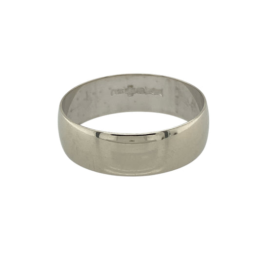Celebrate modern elegance and lasting commitment with this pre-owned 9ct white gold 6mm wedding band ring—a sleek and timeless piece with understated sophistication.

Design: The band features a clean 6mm wide profile with a smooth, polished finish for a contemporary and classic look.
Material: Made from 9-carat white gold, the cool tone and high-shine surface offer a refined, modern aesthetic.
