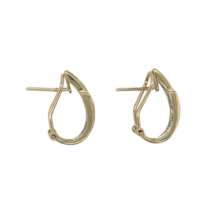 Bring refined sparkle and timeless sophistication to your collection with these pre-owned 9ct yellow and white gold diamond set clip-up hoop style stud earrings, offering a beautiful blend of classic design and elegant detail—perfect for elevating any look.

Design: Each earring features a stylish hoop-inspired shape with a secure clip-up design, accented with sparkling diamonds for added brilliance and a luxurious touch.

