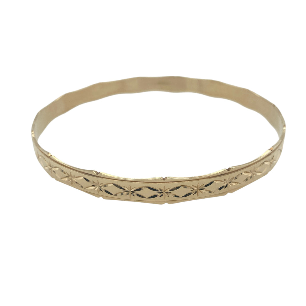 9ct Solid Gold Scalloped Edge Patterned Bangle