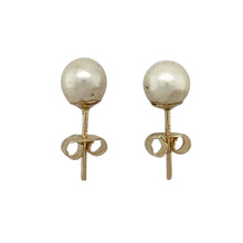 Load image into Gallery viewer, 9ct Gold &amp; Pearl Set Stud Earrings
