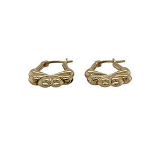 Bring delicate charm and feminine detail to your jewellery collection with these pre-owned 9ct yellow gold fancy flower style creole earrings—perfect for adding a touch of elegance to everyday wear.

Design: Each earring features a creole hoop shape with an intricate flower-inspired pattern, creating subtle texture and visual interest.
Material: Made from 9-carat yellow gold, the polished finish enhances the warm golden tone and highlights the decorative detailing.
