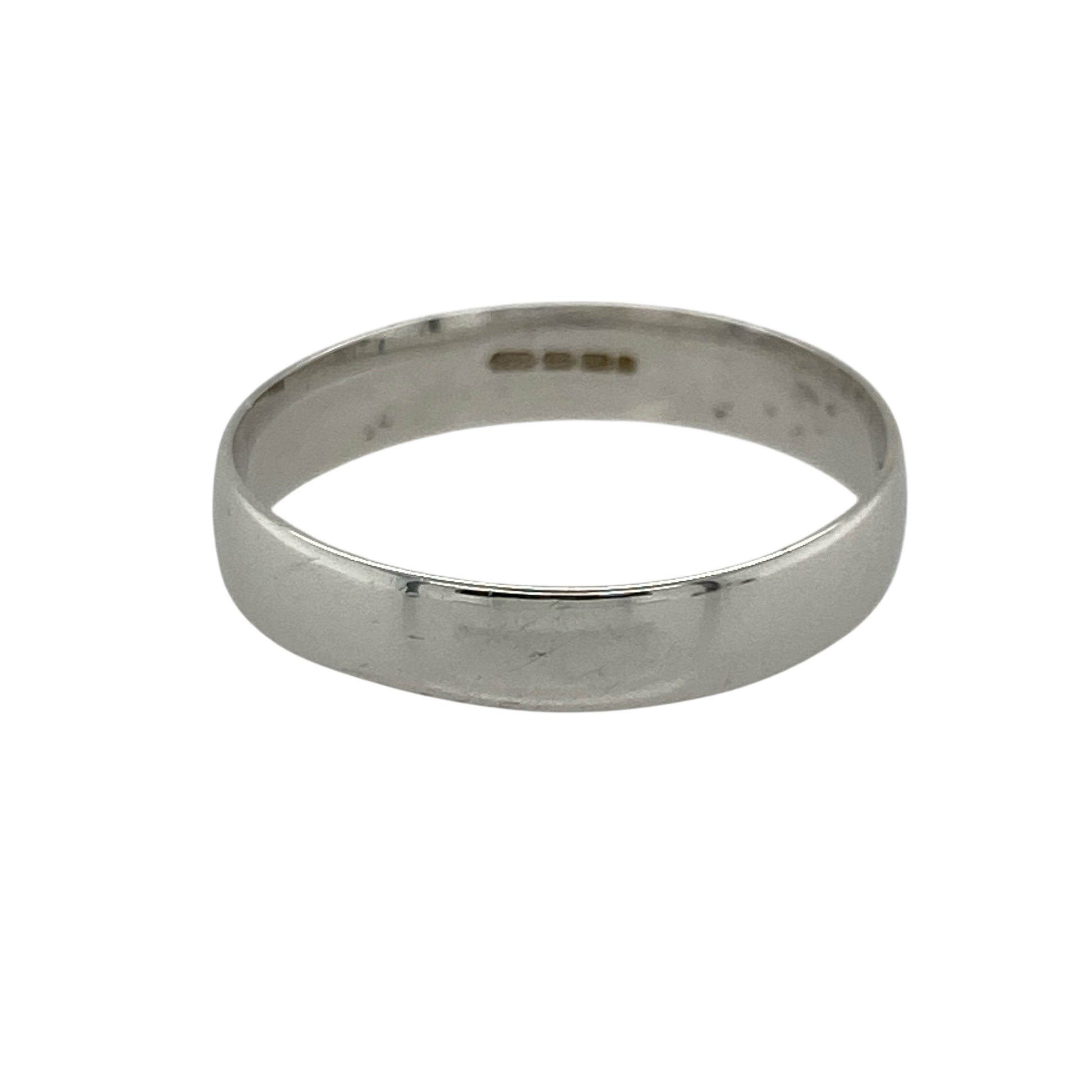 Bring sleek elegance and timeless appeal to your collection with this pre-owned 9ct white gold wedding band ring—perfect for marking a special occasion or adding a classic touch to your everyday style.

Design: The ring features a 4mm wide band with a smooth, polished finish for a clean and versatile look.
Material: Made from 9-carat white gold, the bright tone and lustrous surface offer a modern twist on a traditional design.
