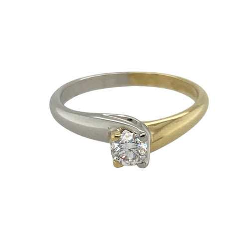18ct Gold & Diamond Set Solitaire Twist Ring
