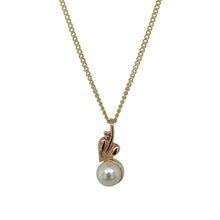 Load image into Gallery viewer, 9ct Gold &amp; Pearl Set Clogau 18&quot; Necklace
