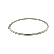 Load image into Gallery viewer, 9ct White Gold Plain Bangle
