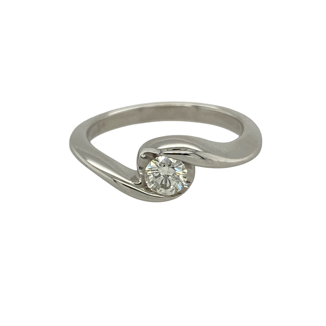 18ct White Gold & Diamond Set Twist Solitaire Ring