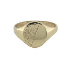 Load image into Gallery viewer, 9ct Gold Oval Patterned Signet Ring

