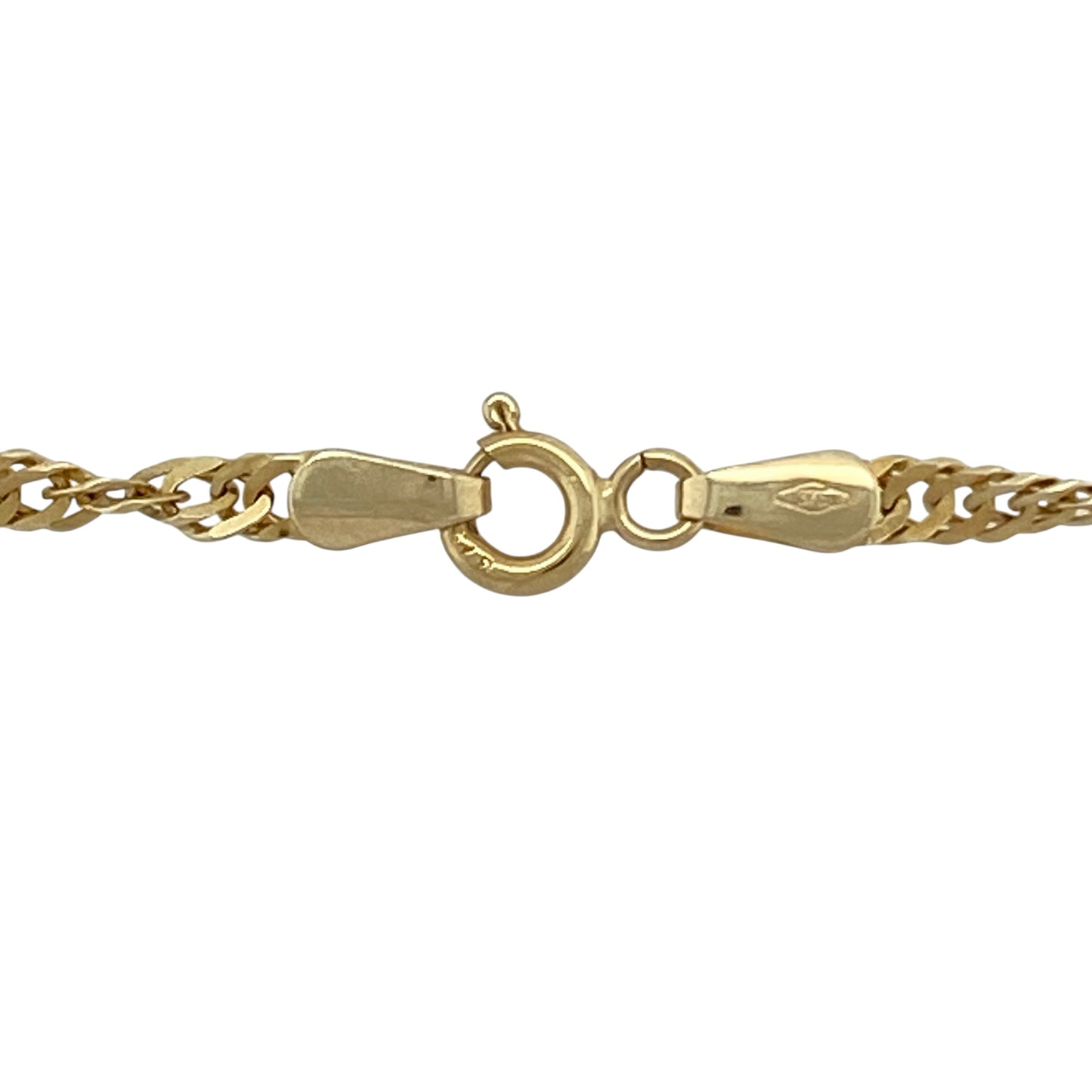 Bring fluid sparkle and timeless style to your collection with this pre-owned 9ct yellow gold Singapore chain, a versatile design that catches the light beautifully—perfect for layering or wearing alone.

Design: The necklace features a 20-inch Singapore chain with 3mm wide twisted links, creating elegant movement and subtle shine.
Material: Made from 9-carat yellow gold, the polished finish enhances the chain’s intricate twist and warm golden glow.