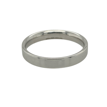 Bring modern simplicity and timeless elegance to your collection with this pre-owned 9ct white gold flat wedding band ring—a meaningful design symbolising love and commitment.

Design: The ring features a 3mm wide flat band with a smooth polished finish, creating a sleek and contemporary look.
Material: Made from 9-carat white gold, the polished surface enhances the cool, refined tone of the metal.